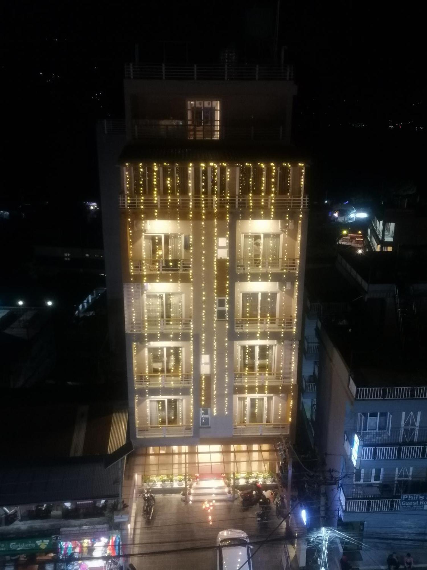 Urban Boutique Hotel Pokhara Exterior foto